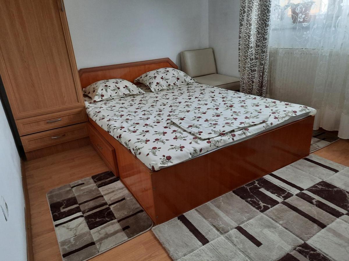 Casa Lica Διαμέρισμα Caciulata Εξωτερικό φωτογραφία